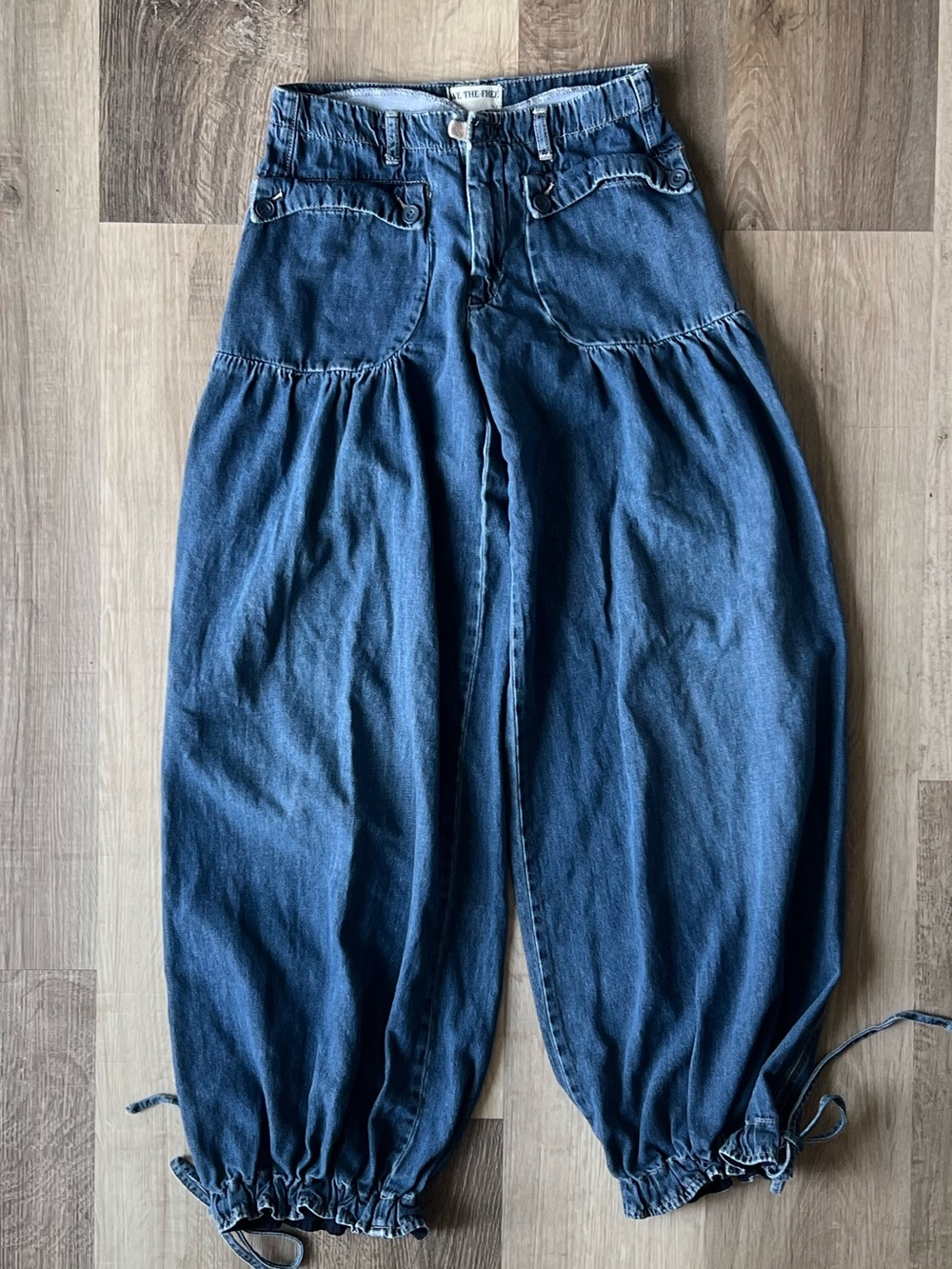 We The Free Free People Lotus Jeans Dark Blue size 26 - Picture 7 of 13